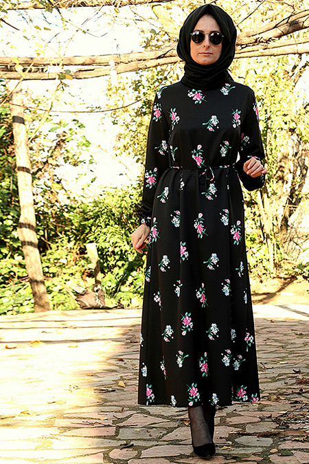 Melek Aydın Siyah Çiçek Desenli Elbise
