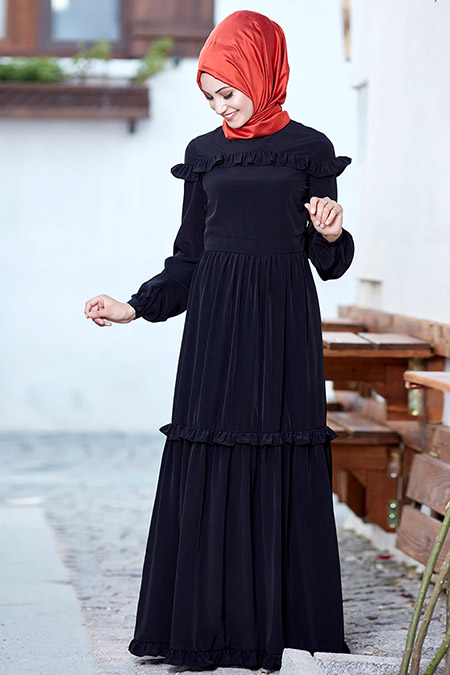 An-Nahar Siyah Hira Elbise