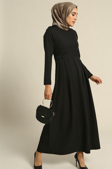 Refka Siyah Pile Detaylı Elbise