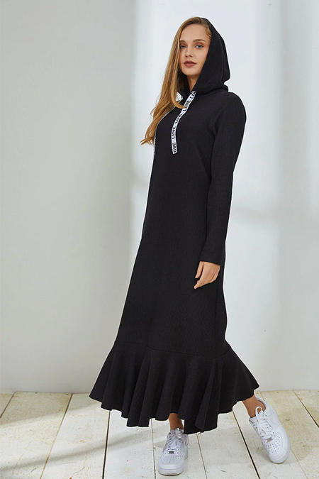 Muni Muni Siyah Kapüşonlu Elbise