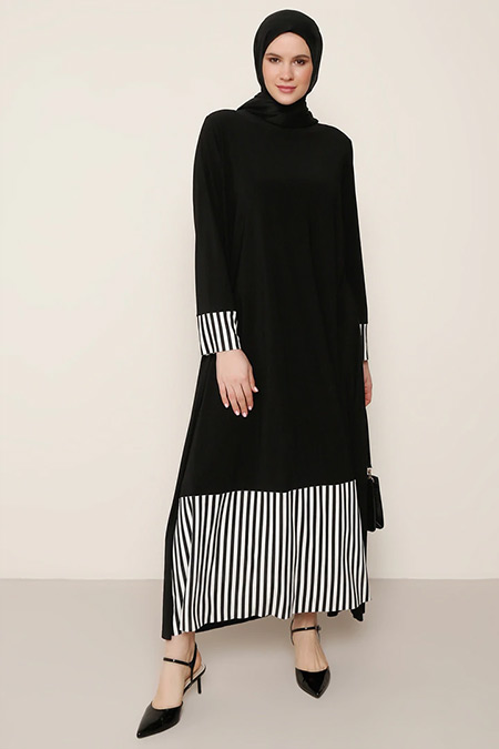 Alia Siyah Beyaz Çizgi Desen Detaylı Elbise