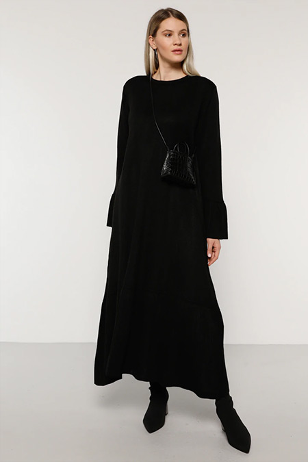 Alia Siyah Pilise Detaylı Triko Elbise