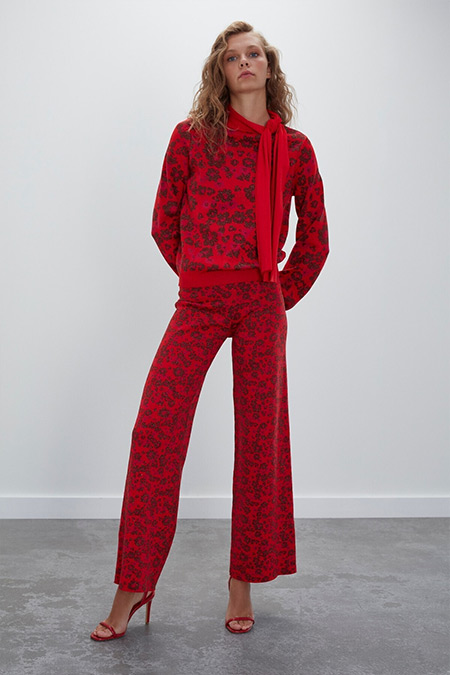 Join Us Kırmızı Çiçek Desenli Beli Lastikli Triko Pantolon