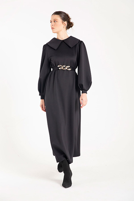Melike Tatar Siyah Zincirli Scuba Elbise
