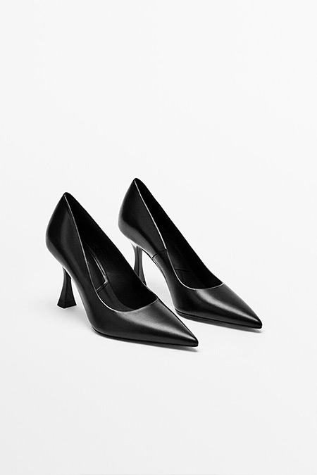 Massimo Dutti Siyah Zincirli Deri Topuklu Ayakkabı